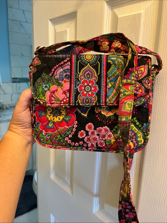 Vera Bradley Handbags - Vera Bradley Floral Quilted Crossbody Bag in Multi-Color